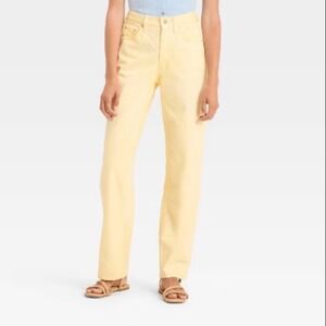 Universal Thread Yellow Mid Rise 90s Baggy Leg Jeans Size 4